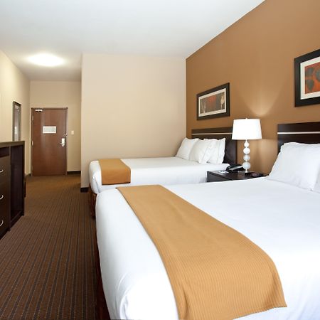 Holiday Inn Express Hotel & Suites Lamar Rum bild